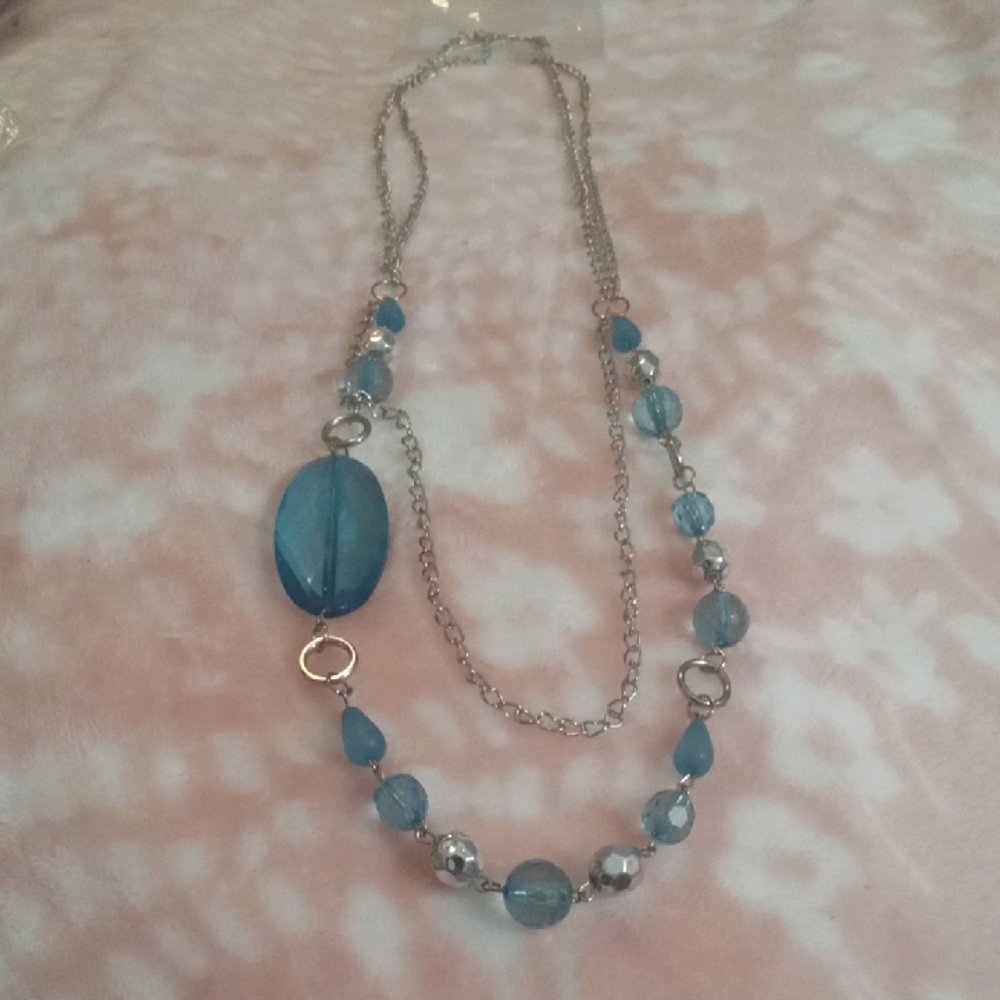 Elegant Blue and Silver Necklace